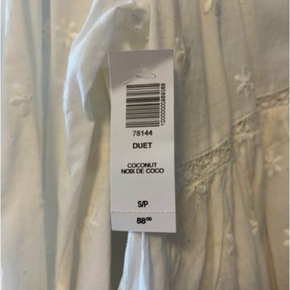 Aritzia Sunday Best Duet Sheer Long Sleeve - Picture 2 of 3